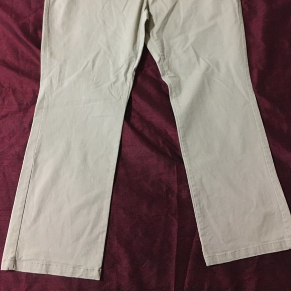 Old Navy Men's Ultimate Khakis 38 X 30 Built In Flex Casual - Picture 4 of 4